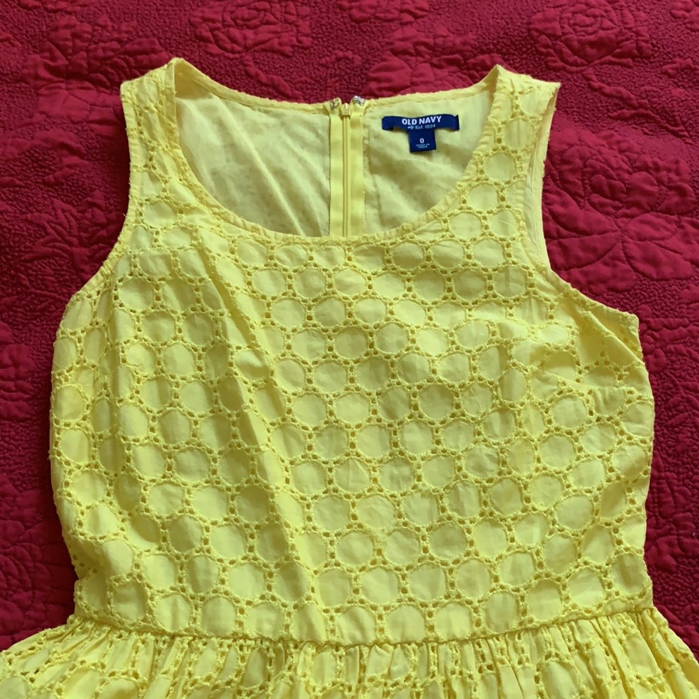 Women’s Dress - Picture 6 of 8